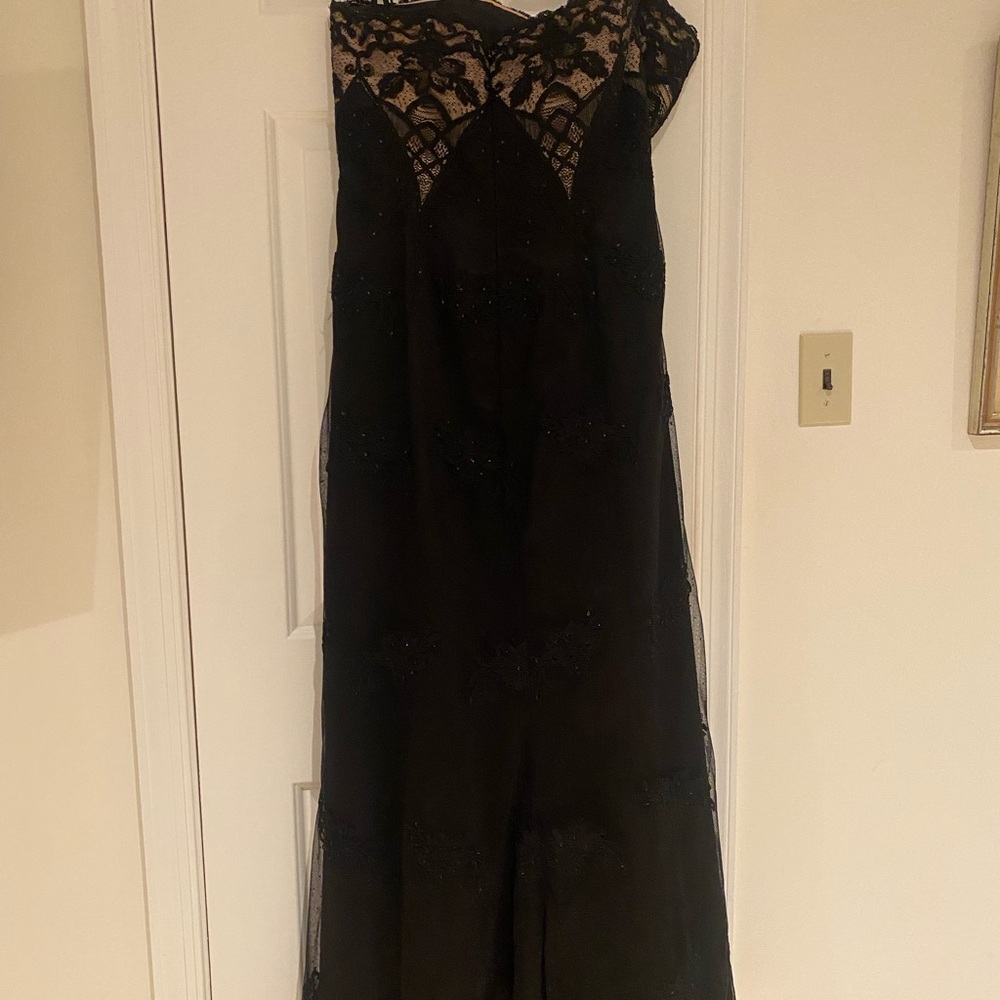 Elegant Black Lace Gown